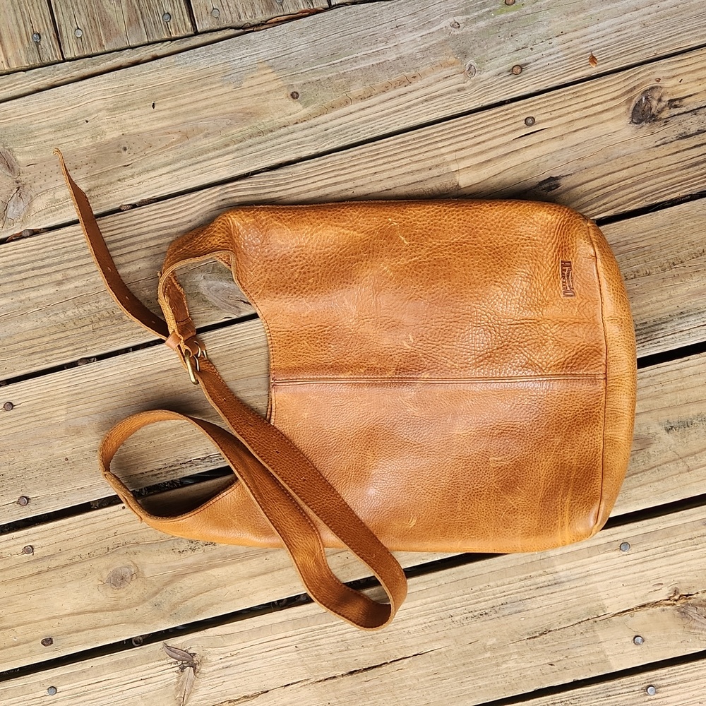 Duluth Trading Company - Women's Lifetime Leather Crossbody Bag